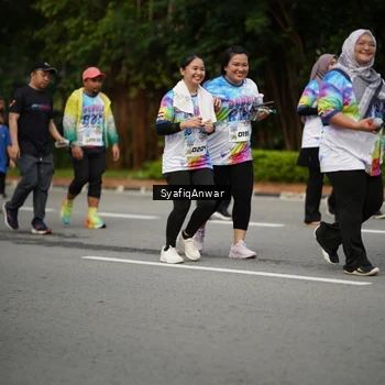 Runner Photo 8398871