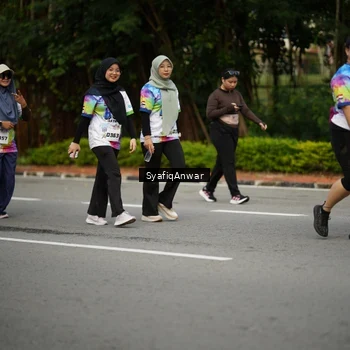 Runner Photo 8398877