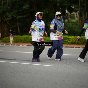 Runner Photo 8398882