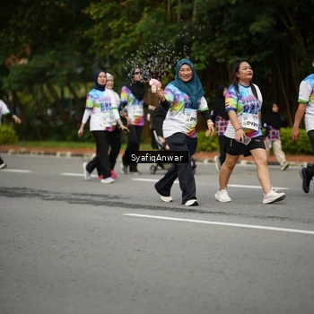 Runner Photo 8398884