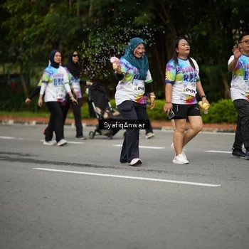 Runner Photo 8398888