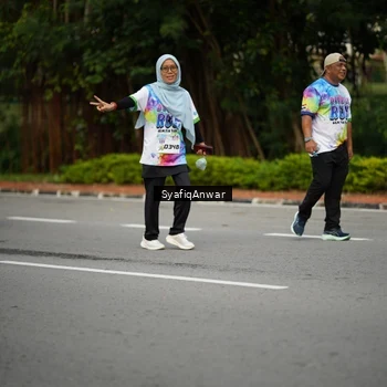 Runner Photo 8398892