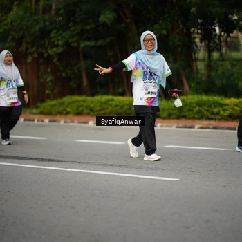 Runner Photo 8398897