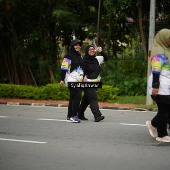 Runner Photo 8398900