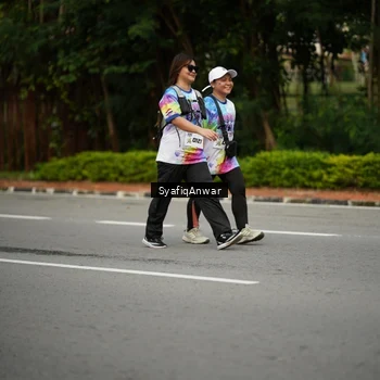 Runner Photo 8398905