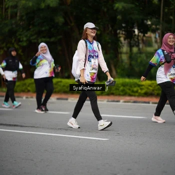 Runner Photo 8398908