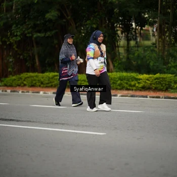 Runner Photo 8398919