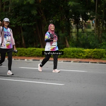 Runner Photo 8398920