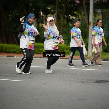 Runner Photo 8398923