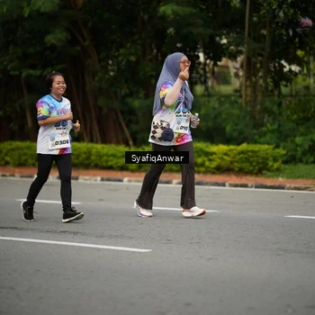 Runner Photo 8398925