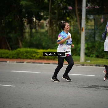 Runner Photo 8398933