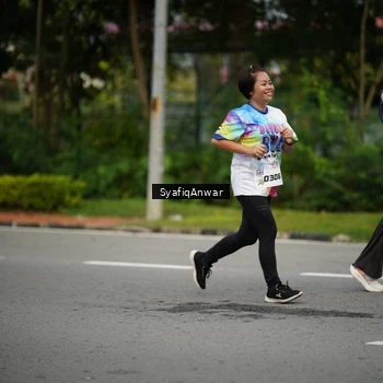 Runner Photo 8398934