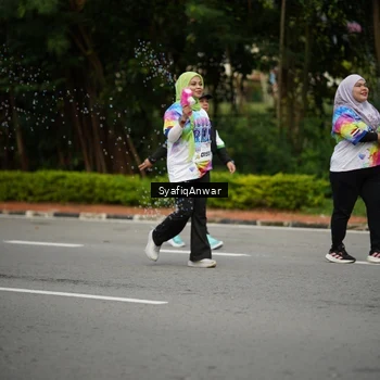 Runner Photo 8398937