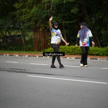 Runner Photo 8398945