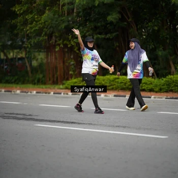 Runner Photo 8398947