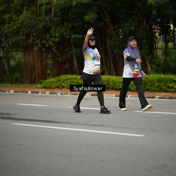 Runner Photo 8398949
