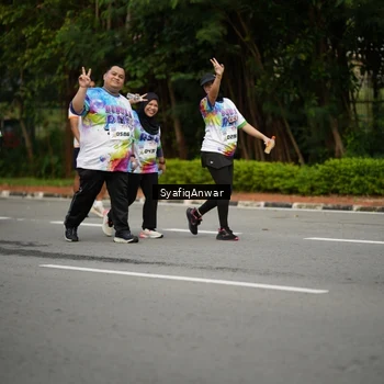 Runner Photo 8398951