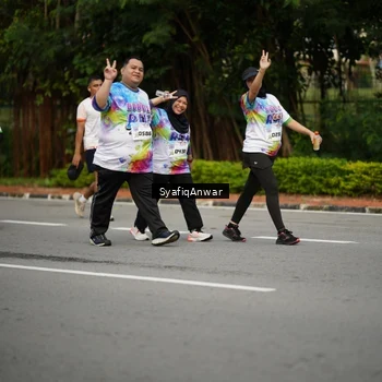 Runner Photo 8398958