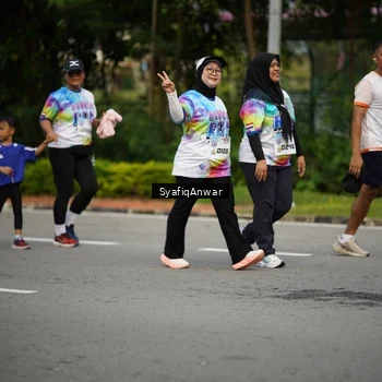 Runner Photo 8398959