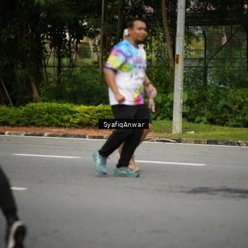 Runner Photo 8398963
