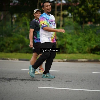 Runner Photo 8398972