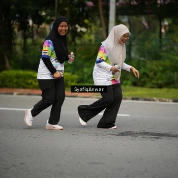 Runner Photo 8398981