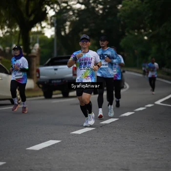 Runner Photo 8398987