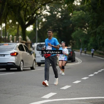 Runner Photo 8398994