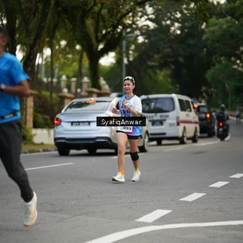 Runner Photo 8398995