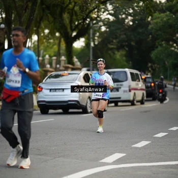 Runner Photo 8398997