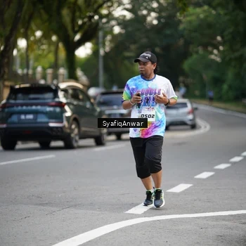 Runner Photo 8399088