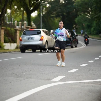 Runner Photo 8399098