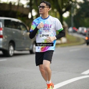 Runner Photo 8399105