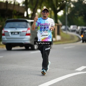 Runner Photo 8399107
