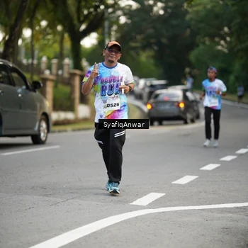 Runner Photo 8399108