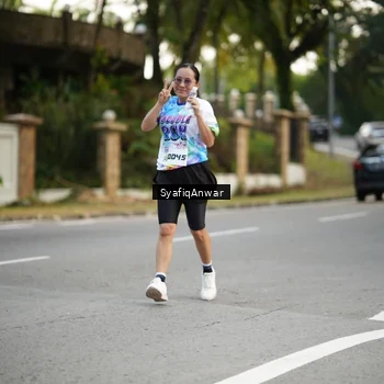 Runner Photo 8399114