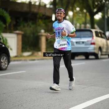 Runner Photo 8399120