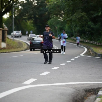 Runner Photo 8399121