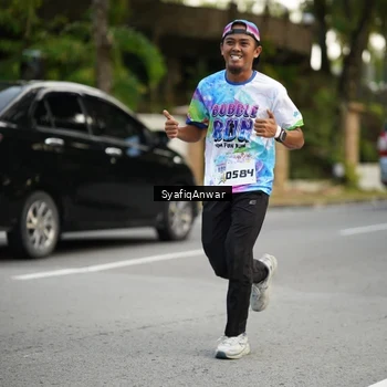 Runner Photo 8399129