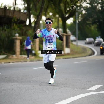 Runner Photo 8399133