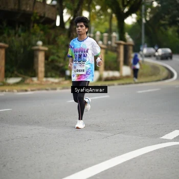 Runner Photo 8399136