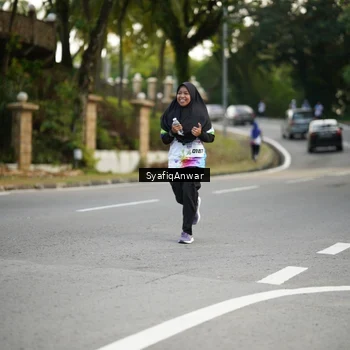 Runner Photo 8399139
