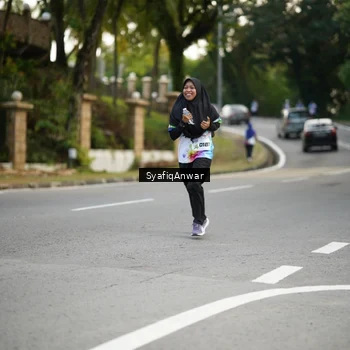 Runner Photo 8399141