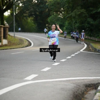 Runner Photo 8399184