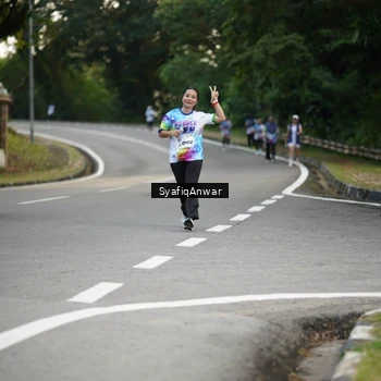 Runner Photo 8399185