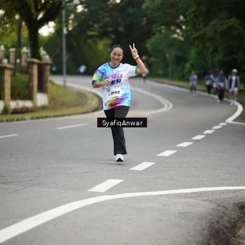 Runner Photo 8399188