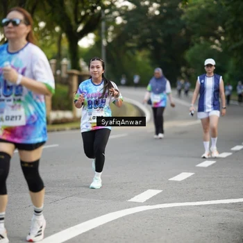 Runner Photo 8399193