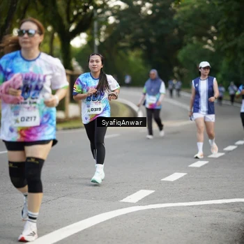 Runner Photo 8399194