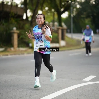 Runner Photo 8399197
