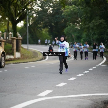 Runner Photo 8399208